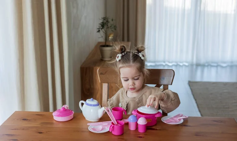 Între două lumi: Povestea unei mame românce și lupta pentru fiul ei