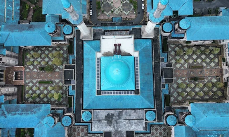 În genunchi lângă patul Ilincăi: Cum am găsit puterea să nu mă prăbușesc