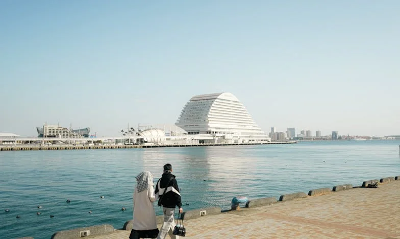 Grădina invizibilă: Cum am devenit părinte pentru nepoții mei