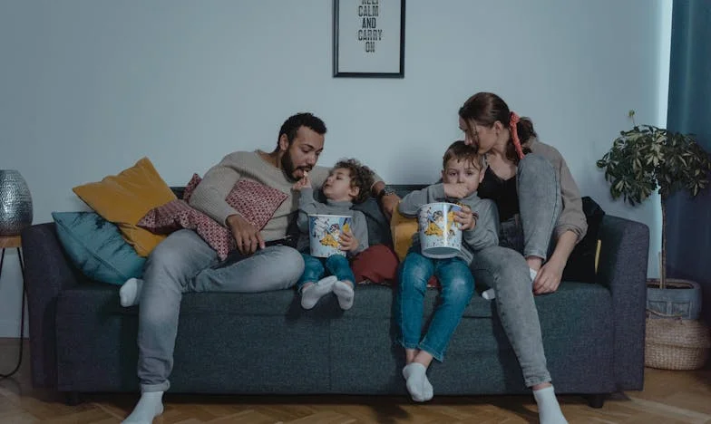 Oaspetele Neinvitat: O Noapte Care Mi-a Schimbat Familia