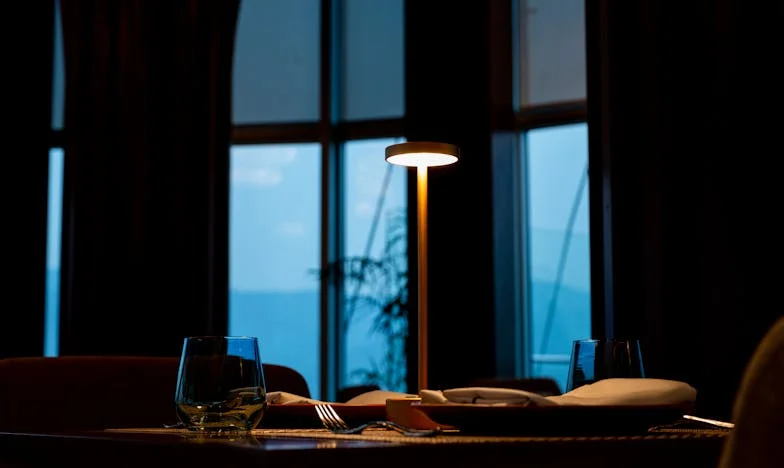 Rochia de mireasă de cinci lei și adevărul din spatele zâmbetului meu