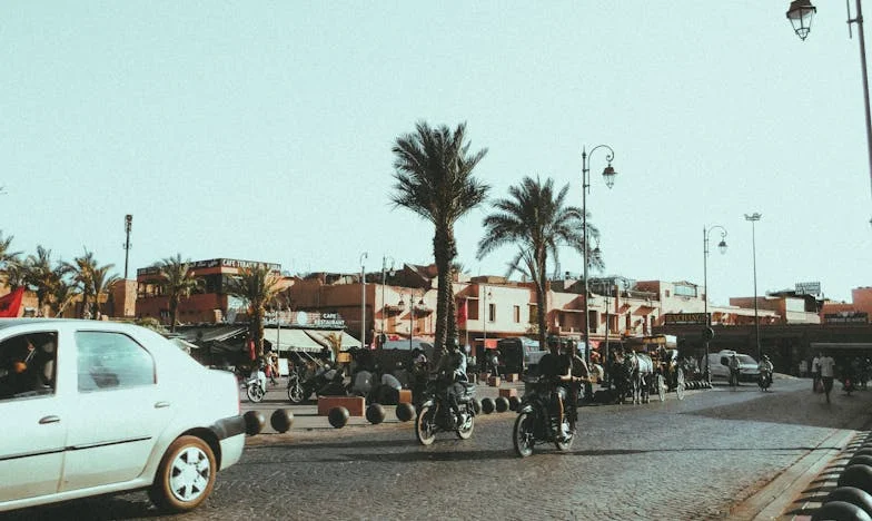 Ușa care nu s-a deschis niciodată: Povestea unei mame la pragul singurătății