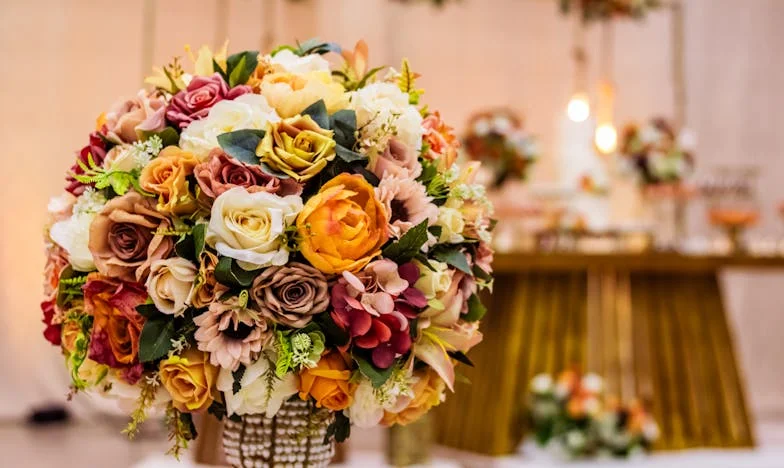 Aniunțuri pe ușă: Povestea Anei dintr-un cartier bucureștean