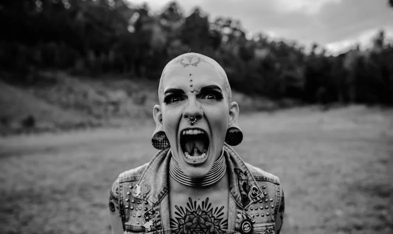 Familia pe care nu am avut-o niciodată – povestea Magdei din Iași