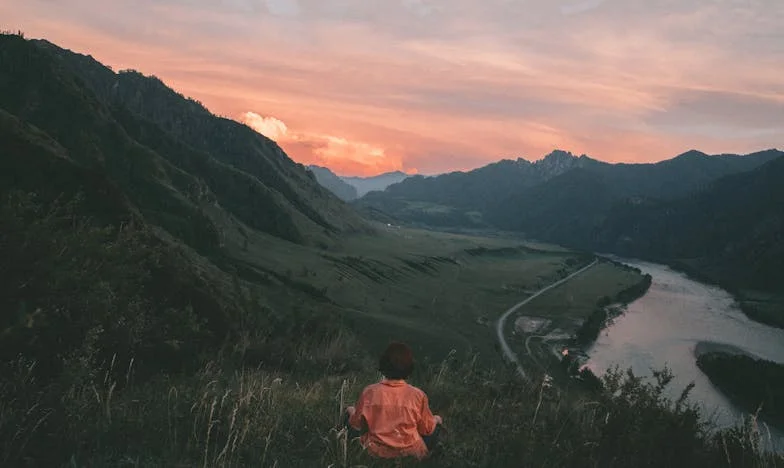 Între Ciocan și Nicovală: Cum Nașterea Fetiței Noastre A Destrămat Familia (și Cum Am Încercat Să O Refacem)