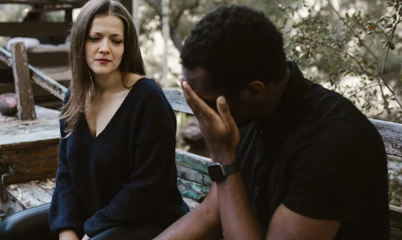 Nașterea care mi-a frânt inima: Când soțul meu m-a rănit în loc să mă sprijine