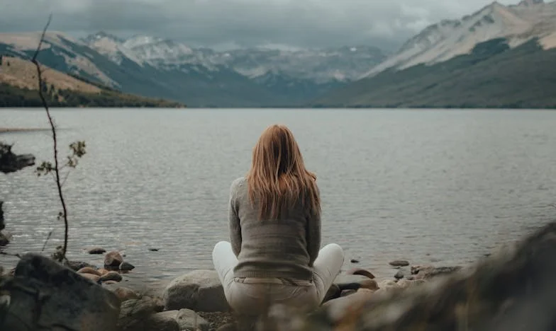 Străină în propria familie – Povestea Martei dintr-un sat de lângă Ploiești