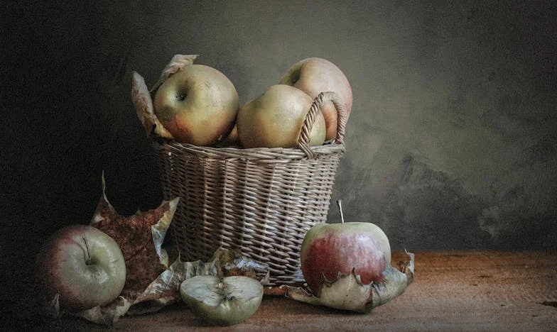 Toți au crezut că sunt bona, nu mama: Povestea identității și a prejudecăților