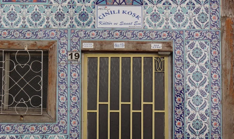 Casa care ne-a rupt: Povestea unei moșteniri blestemate