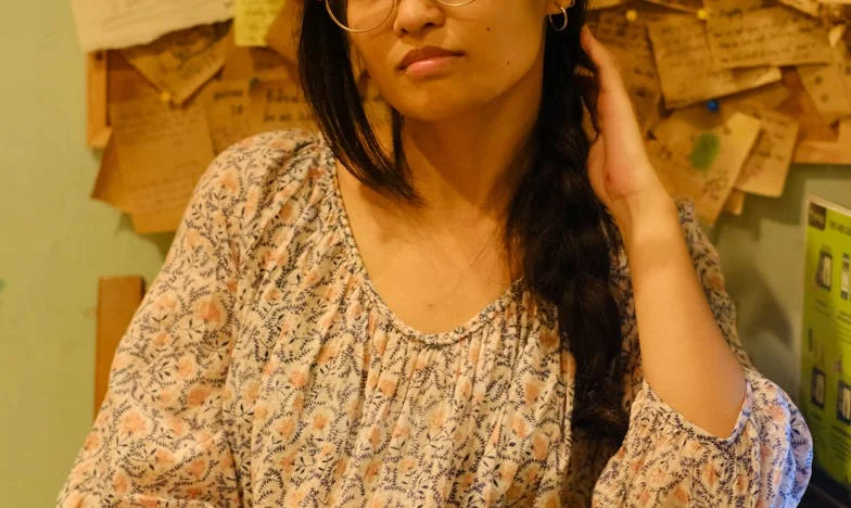 Între tăcere și strigăt: Povestea Anei din cartierul Titan