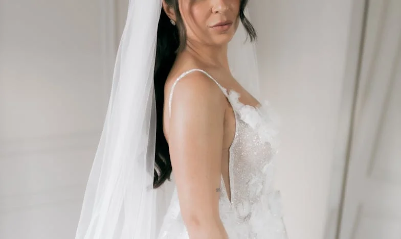 Rochia de mireasă de cinci lei – Un vis și secretele unei familii