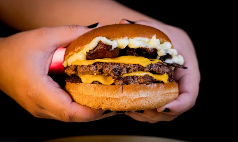 Visul unei case și prețul trădării: Povestea mea cu Vlad