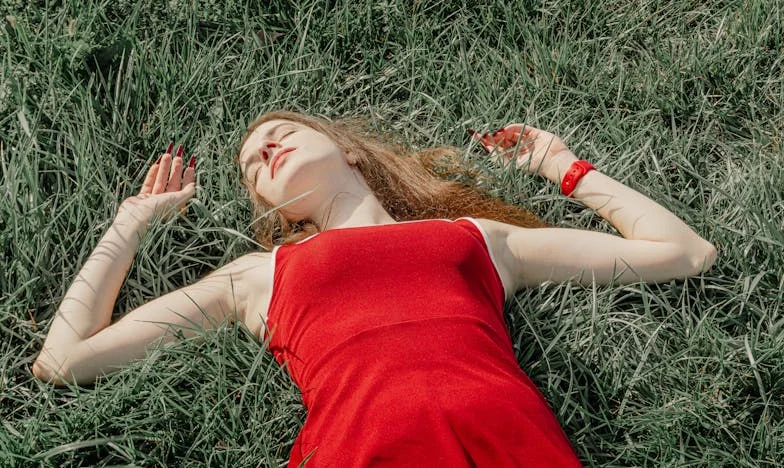 „Astăzi devin bunică” – Granițele unei mame dincolo de sala de nașteri