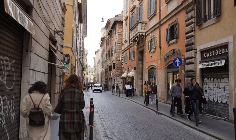 Când musafirii nu mai pleacă: O poveste de Paște care a rupt familia mea