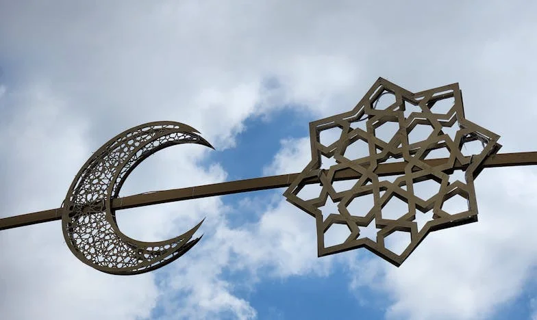 Cina de duminică: între dorința de control și nevoia de iubire