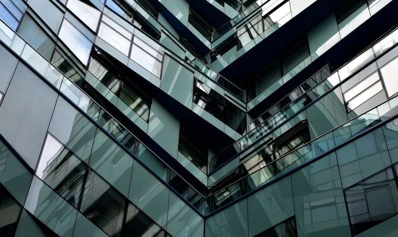 Între două lumi: Povestea Magdei, mama care a fost nevoită să aleagă între familie și propriul copil