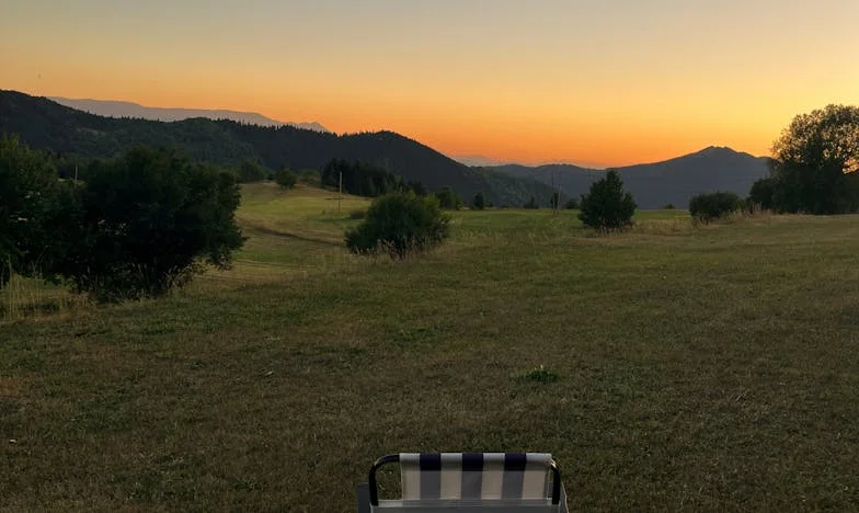 Lacrimi pe mormânt: Viața secretă a soțului meu, Radu