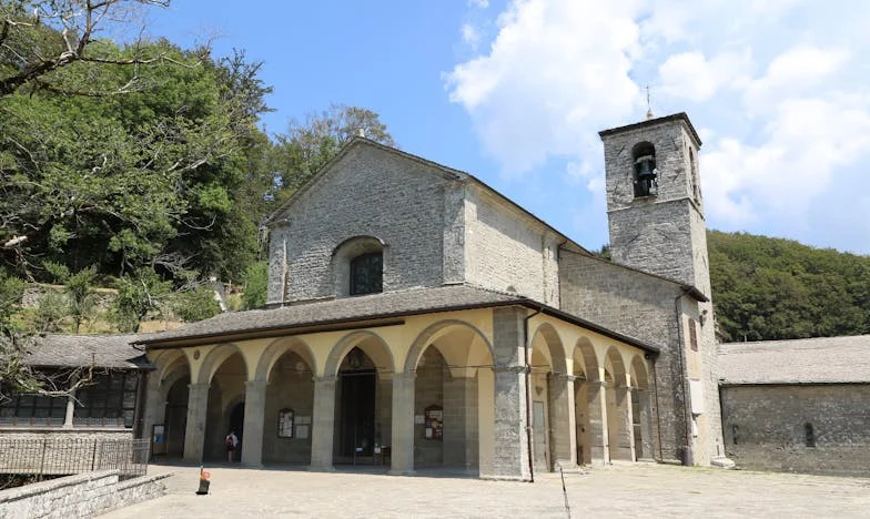 Niciodată destul de bună pentru familia lui Vlad: Povestea unei iubiri printre prejudecăți