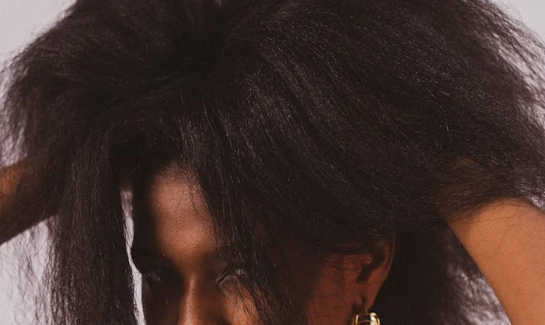 Pielea mea, povara lor: Povestea unei mame din Ploiești