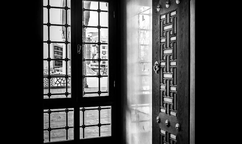 Când dragostea se măsoară în farfurii spălate