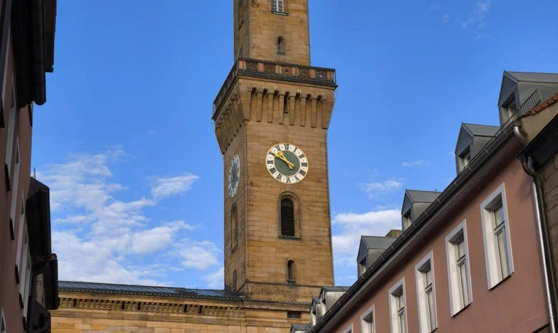 Când mama a spus că vin rudele: Povestea unei împăcări cu sine