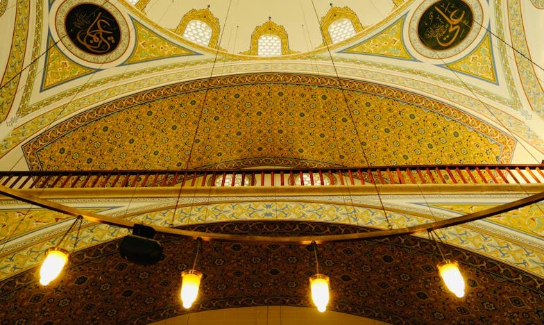 „Nu ești decât o bonă!” – O conversație care mi-a schimbat viața la 50 de ani