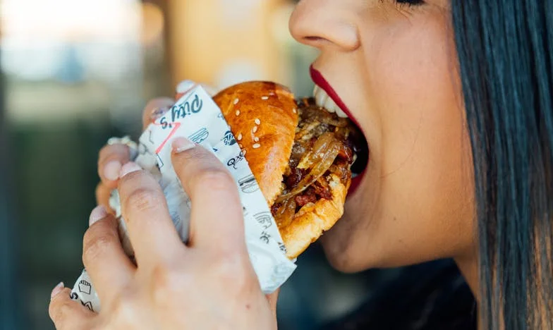 Tăcerea fiului meu: O mamă în fața distanței