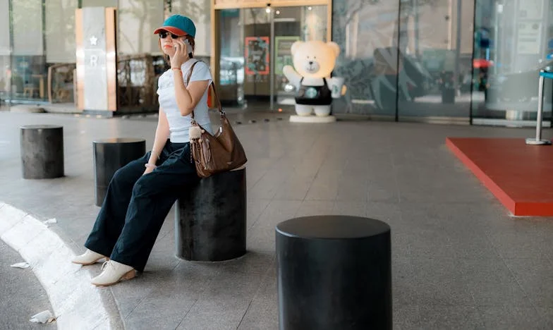 Tăcerea fiului meu: O mamă în fața ușii închise