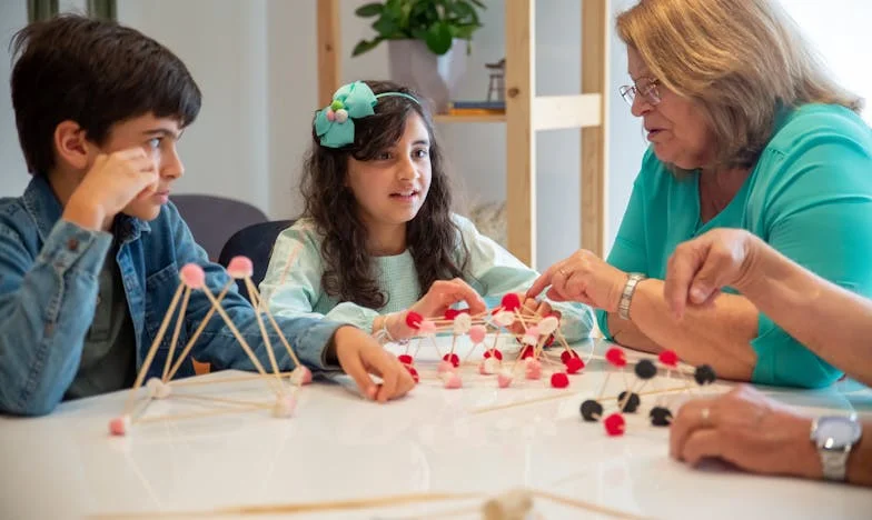 Adevărul din spatele zâmbetului: Povestea unei bunici care a descoperit un secret de familie