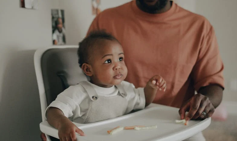 Bunica la oraș: între a ajuta și a trăi pentru sine