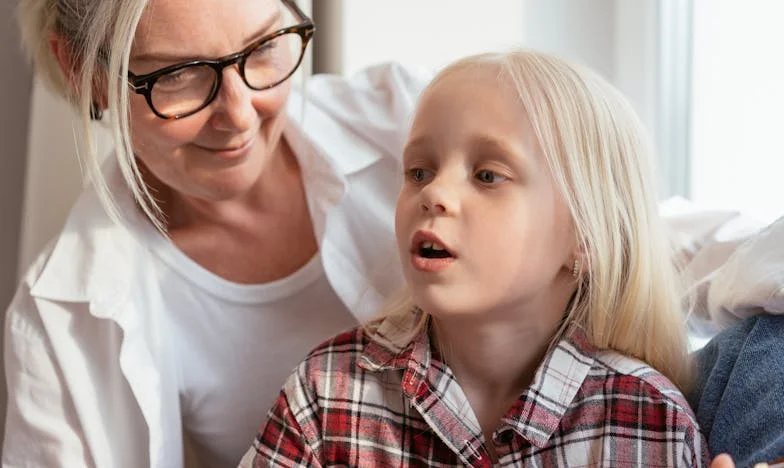 Când mama se mută la tine: Viața între două focuri