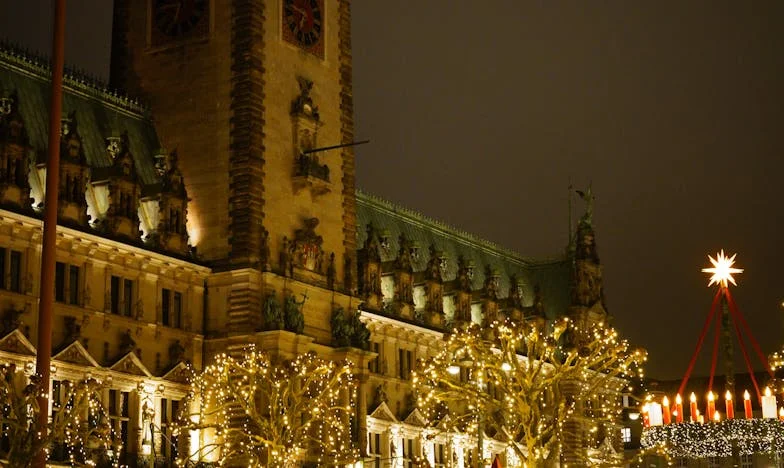 Cine are dreptul să-i dea nume fiului meu?