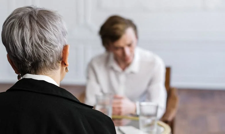 De ce nu pot să-mi las fiica să divorțeze: Povara unei mame între aparențe și adevăr