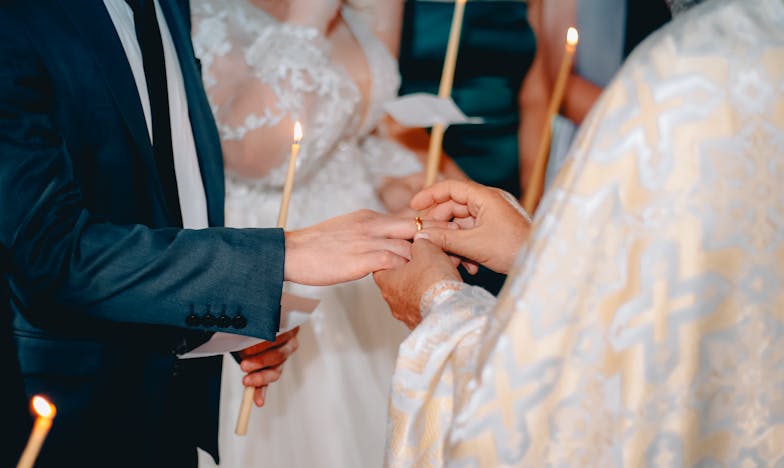 În umbra familiei: Lupta mea pentru libertate și demnitate