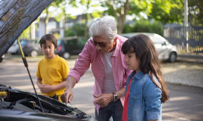 Între două lumi: Povestea unei bunici care nu-și recunoaște familia