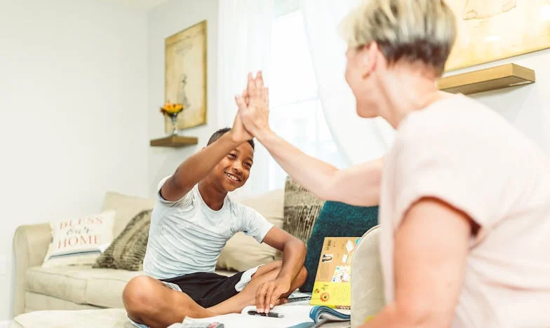 Umbra Îndoielii: Povestea Unei Mame Între Frică și Încredere