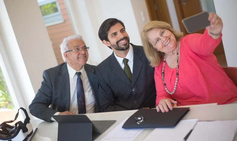 Când fiica mea a împlinit 12 ani, i-am spus adevărul despre bunicul ei: „Locuiește la doar câțiva kilometri de noi. Îmi pare rău că ți-am ascuns asta.”