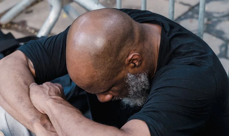 „Fata ta nu merge la mare, dar tot am nevoie de bani pentru excursie”, a spus bunica. Povestea unei veri care a dezbinat familia