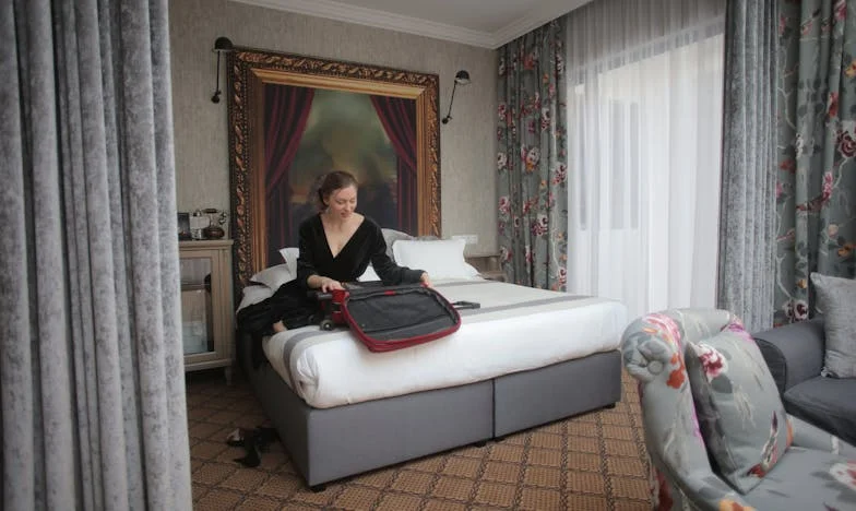 În umbra soacrei: Viața mea între patru pereți într-un apartament din București