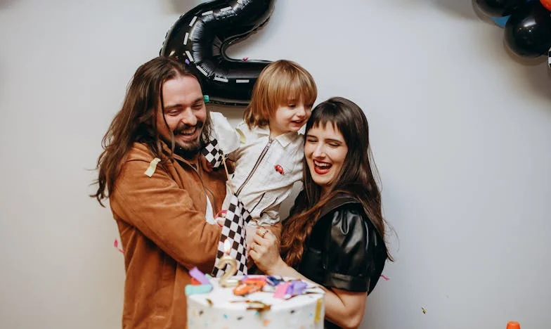 Nu sunt infirmieră: Cum am încercat să-mi recâștig viața într-o familie românească