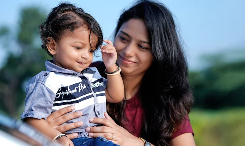 Sacrificii nevăzute: Povestea unei vieți trăite pentru ceilalți