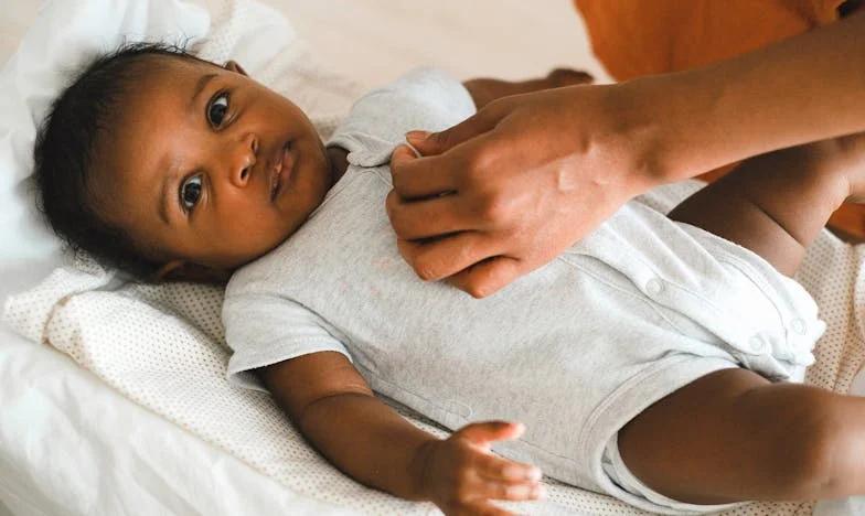 Sacrificiul unei mame: Povestea mea ca mamă-surogat pentru fiica mea