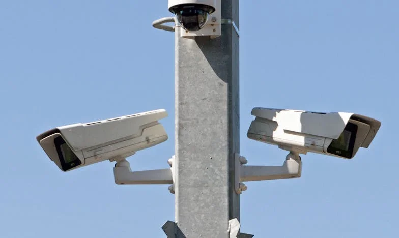 Am dat fiului meu casa părintească ca să-și facă un rost. Acum mă întreb dacă am făcut bine...