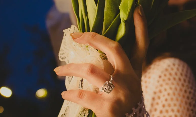 Îmi iubesc fiul, dar pe fiica mea n-am suportat-o niciodată: Bumerangul vieții într-o familie românească