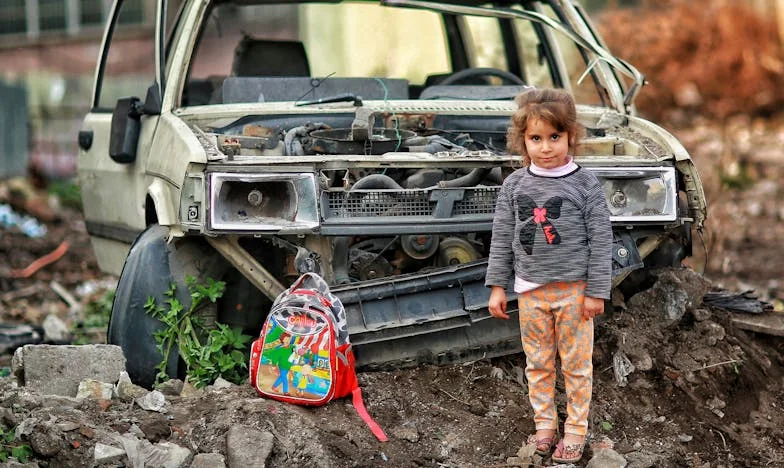 „Mama, trezește-te!” – Povestea Anei, fetița de șapte ani care a luptat trei zile pentru viața ei și a fraților săi