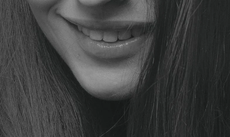 „Să nu te urci în mașina mea cât ești gravidă!” – Povestea mea despre superstiții, conflicte de familie și singurătate