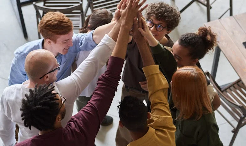 Scrisoare către voi: Cum am început din nou la 59 de ani, după ce soțul m-a părăsit pentru o femeie mai tânără