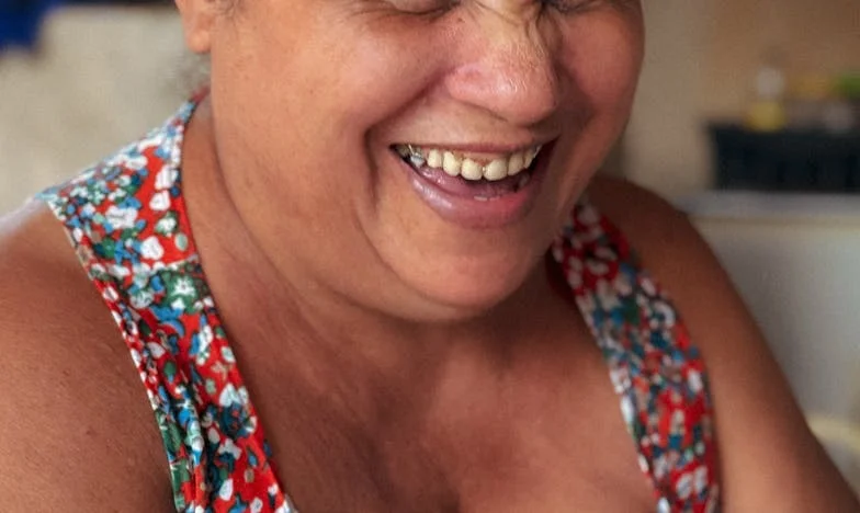 Când casa nu mai e acasă: Povestea Anei, mama care a pierdut totul pentru familie