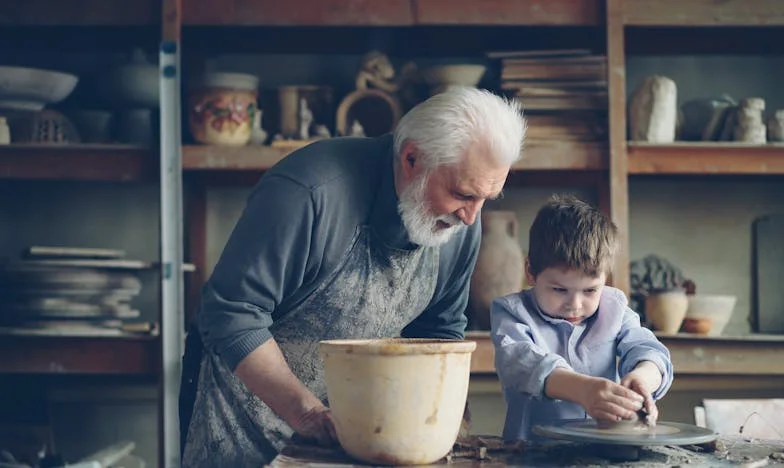 Crăciunul Speranței: Povestea lui Radu, Băiatul Care a Înfruntat Cancerul și COVID-ul