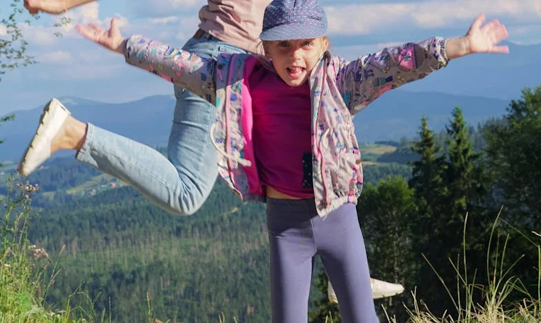 De ce nu-i dau mamei mele cheia de la apartament? – O dramă românească despre limite, familie și vindecare